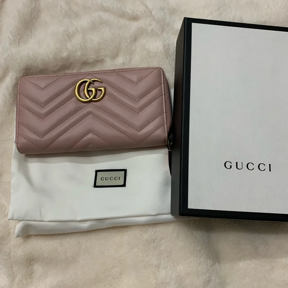 Gucci GG Marmont zip around wallet - Picture 3 of 8